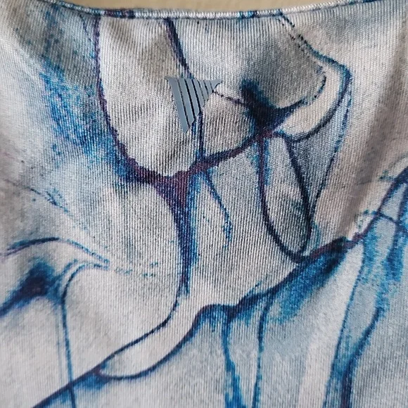 Victoria's Secret On Point Tank! - Picture 3 of 4